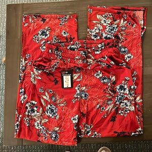 Slit Accent Pants Size S/M NWT